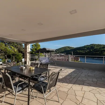 Maison d'hôtes Doris Vela Luka