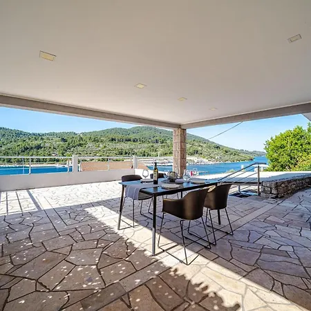 Doris 3* Vela Luka