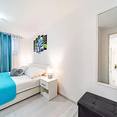 Guest house Doris Vela Luka