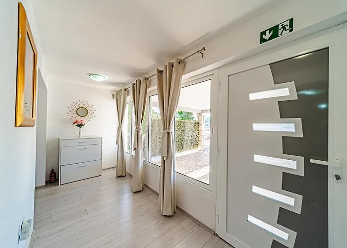 Doris Guest house 3*